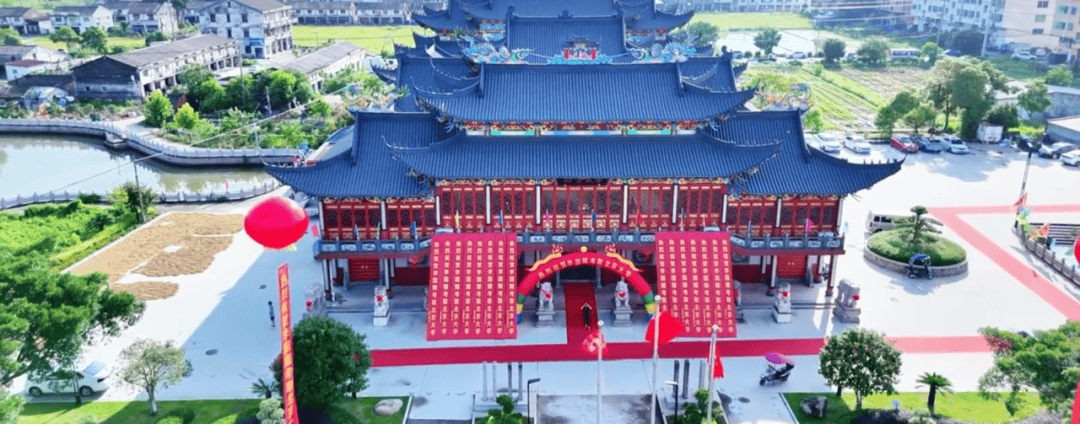 皇冠信用网登2代理_温州一李姓孩子考上北大皇冠信用网登2代理,当地在李氏宗祠大办仪式,还“惊动了宗族长老”,当地回应