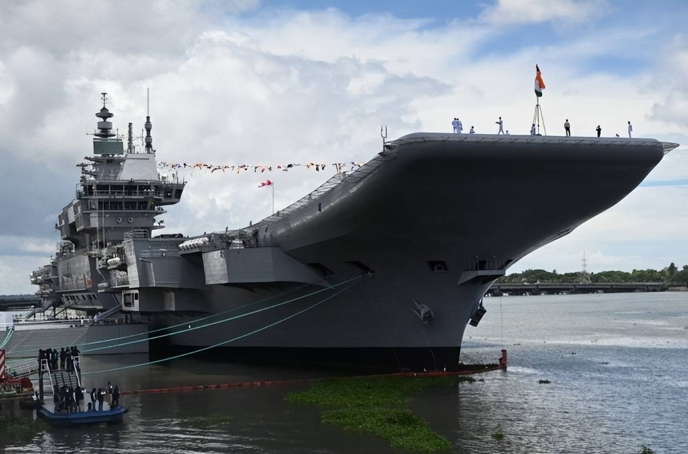 皇冠足球平台在哪里注册_俄唯一航母或被出售皇冠足球平台在哪里注册，当年1美元买航母的印度，这回不当冤大头