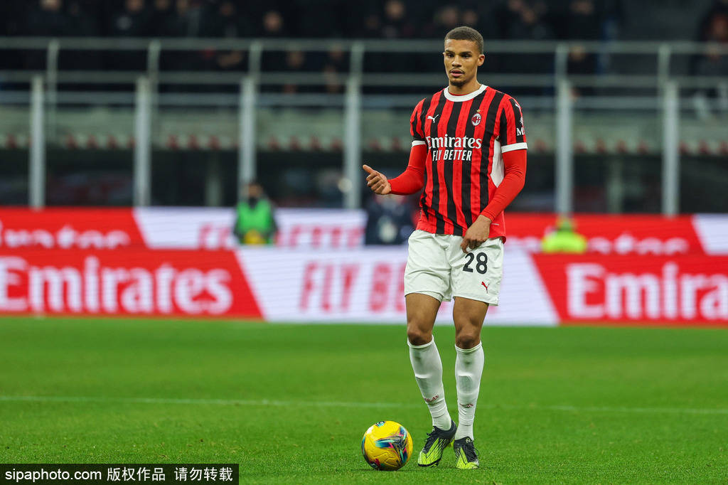 皇冠信用盘出租_德温特告别热那亚：从狮鹫到红黑皇冠信用盘出租，心中永远的情怀与记忆