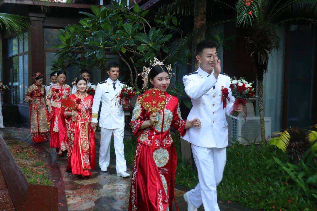 英格兰超级联赛_恭喜英格兰超级联赛，他们结婚了！