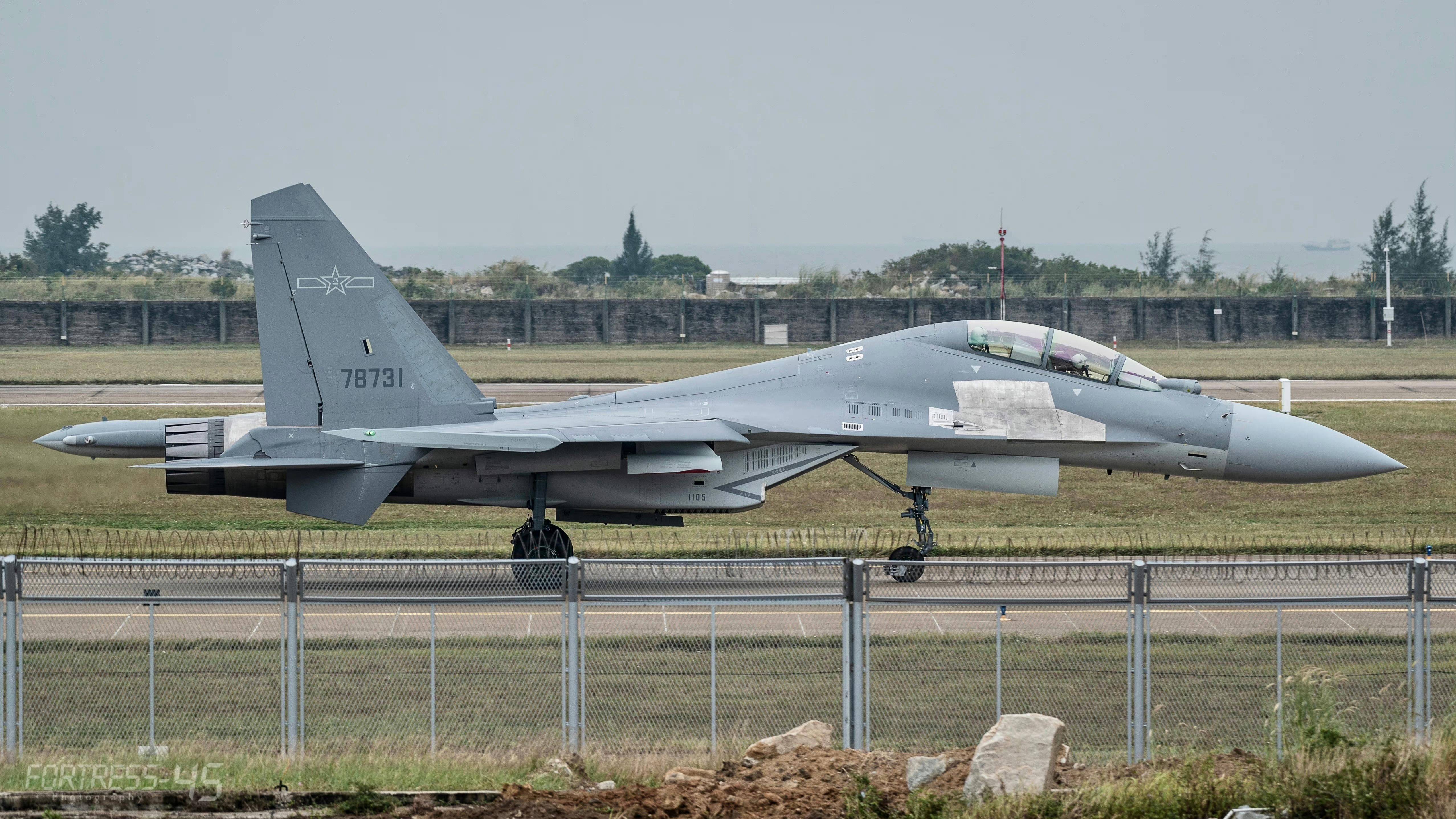 皇冠登一登二登三区别_马来西亚媒体：歼-16成功锁定两架F-22皇冠登一登二登三区别，美军方沉默意味着什么？