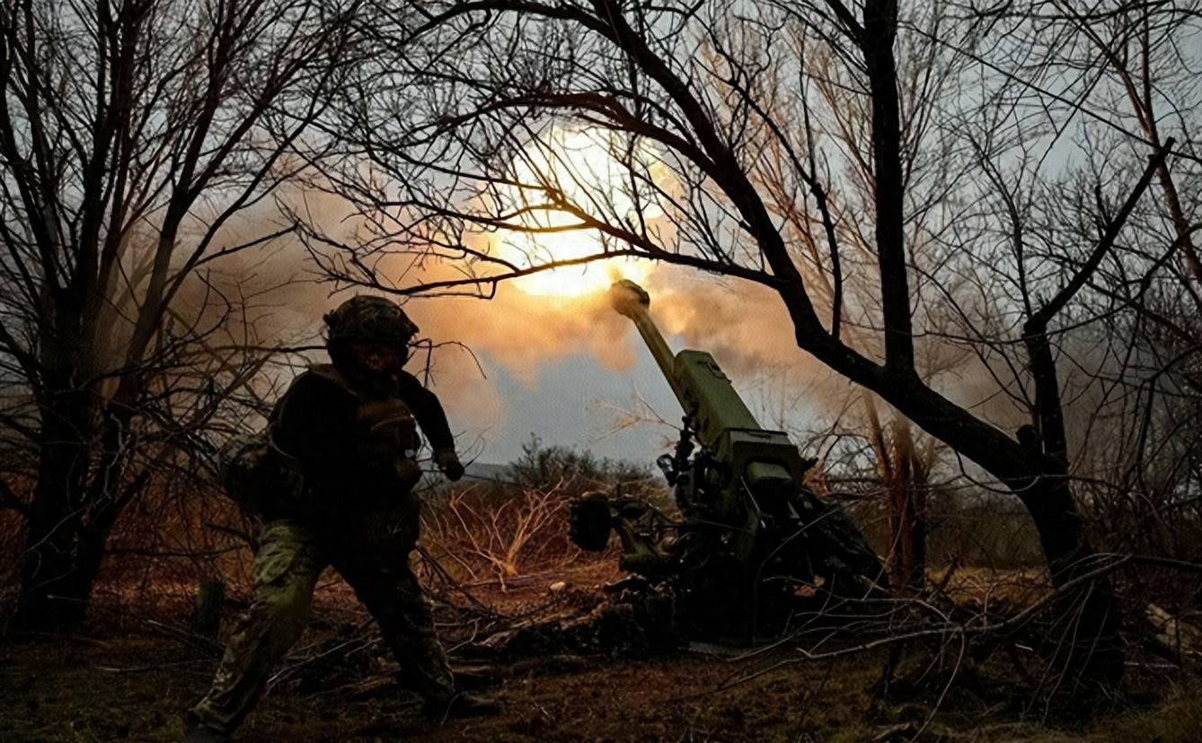 皇冠信用网APP下载_红军城大势已去皇冠信用网APP下载，乌军士兵倒戈投俄后，公开宣布泽连斯基才是乌克兰的敌人