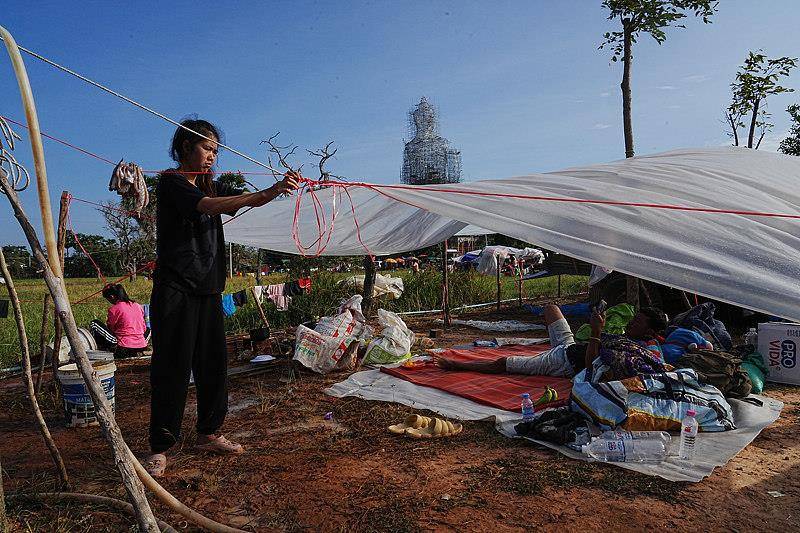 足球外围买球网站_泰柬冲突已致柬12名平民死亡足球外围买球网站，40万人流离失所