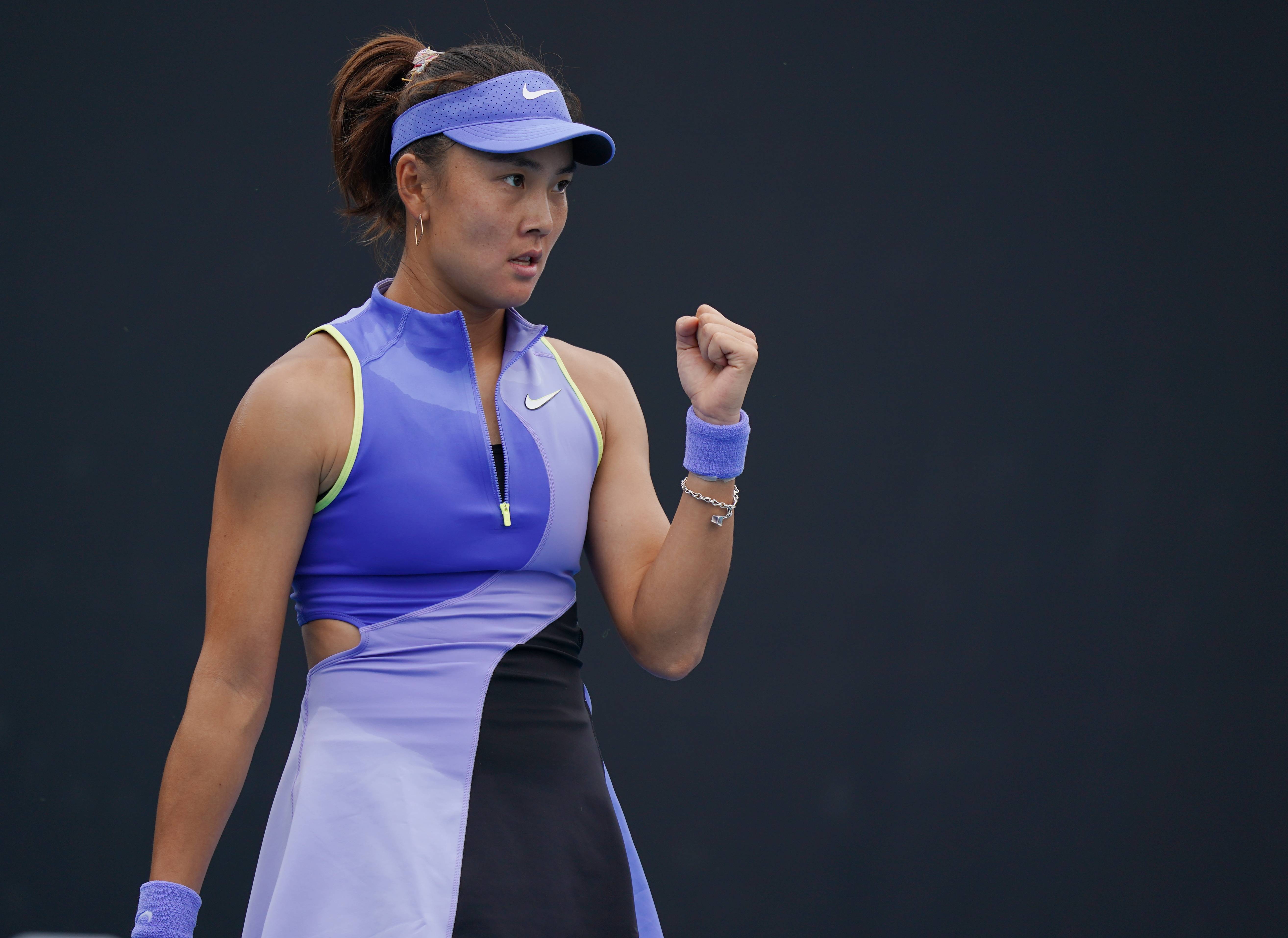 皇冠足球
_(体育)网球——澳网资格赛首轮:袁悦晋级下一轮