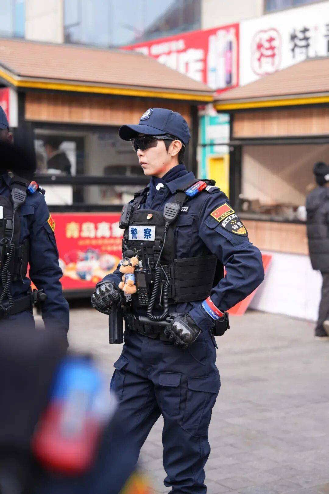 皇冠信用盘注册
_全网刷屏!青岛“181女警”火了!“因为我身高181皇冠信用盘注册
,所以代号181”